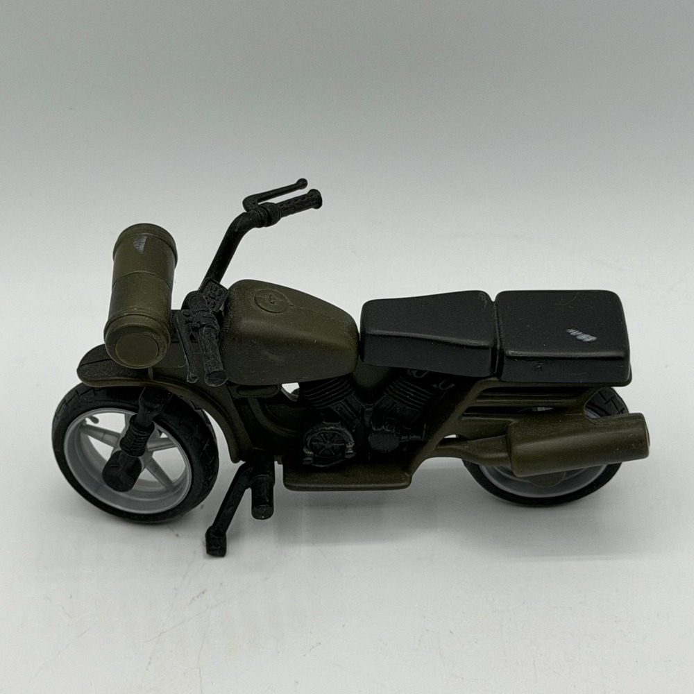 World Peacekeepers Power Team Elite Military Motorcycle 1:18 Scale Vehicle Green - Picture 2 of 14